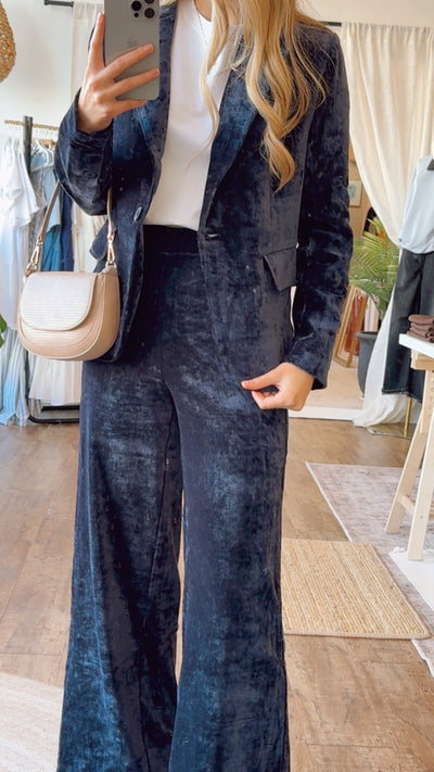 Velvet Avenue Wide Leg Pants
