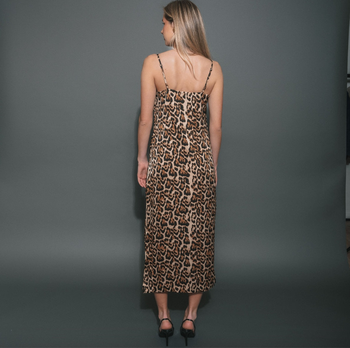 Crepe leopard maxi dress