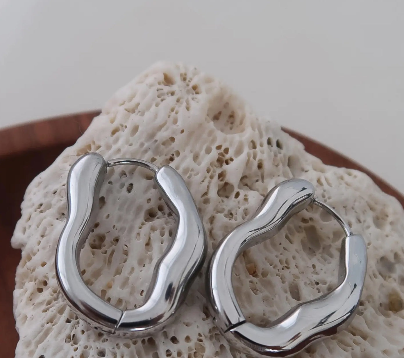 Darcy Oval Hoop Earring