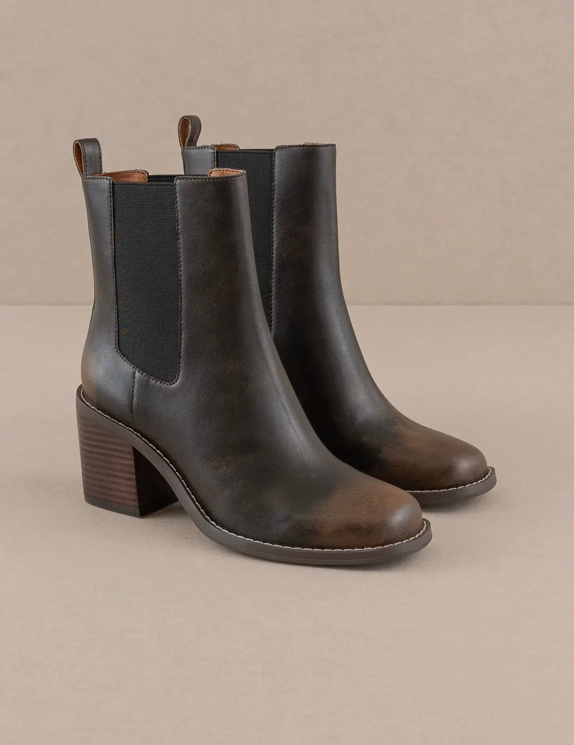 Dakota- Chelsea boot