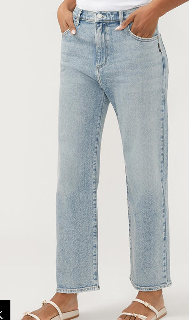 90s Relaxed Mid Rise Straight Leg Jeans