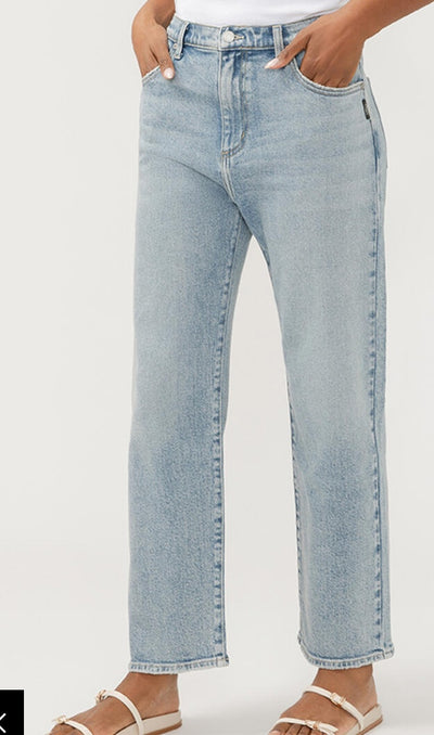 90s Relaxed Mid Rise Straight Leg Jeans