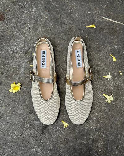 Dreaming- gold flats