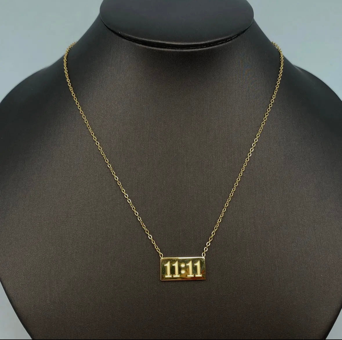 11:11 Pendant necklace