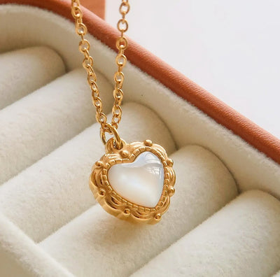 Josie vintage heart necklace