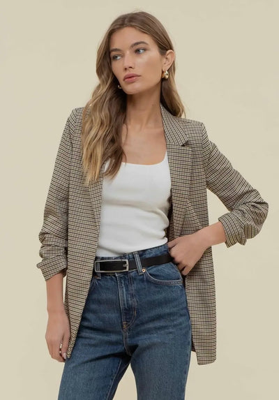 Ruched sleeve blazer