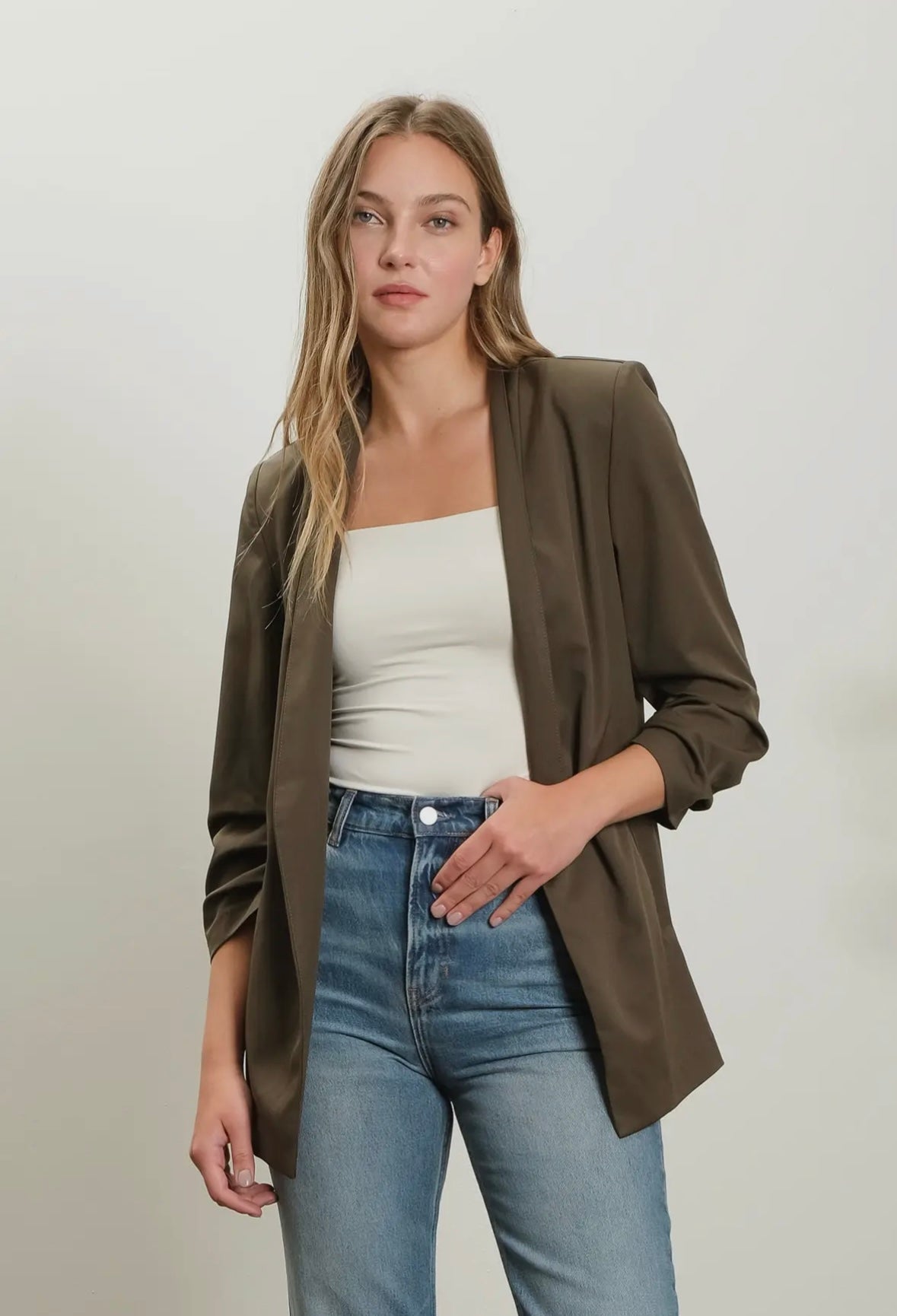 Ruched sleeve blazer