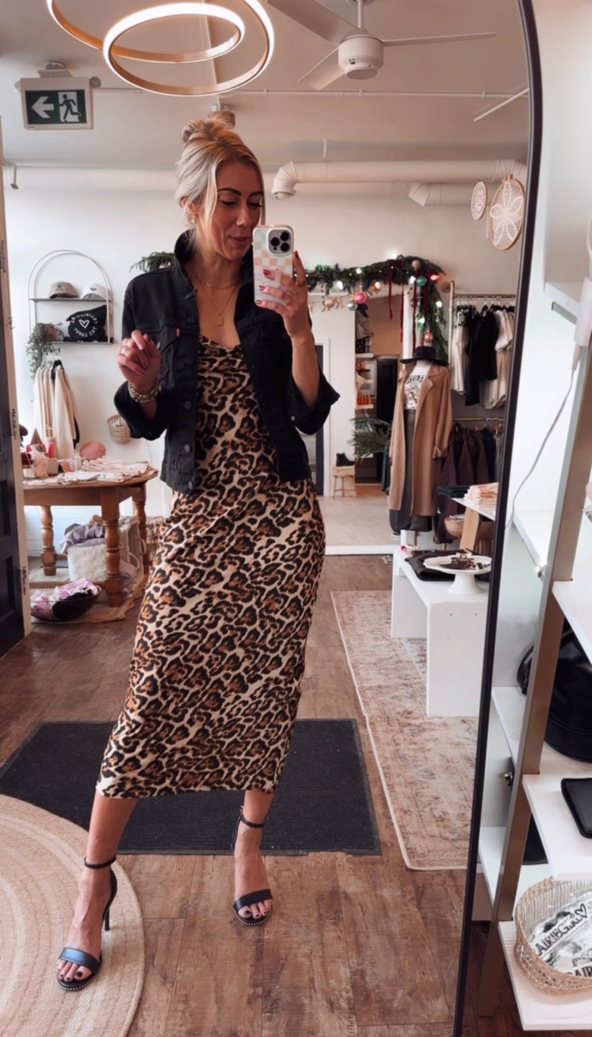 Crepe leopard maxi dress