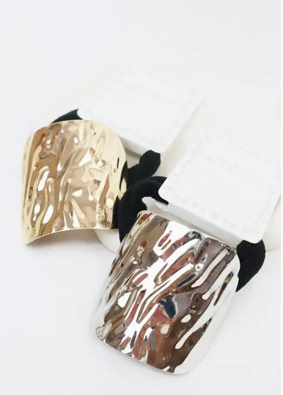 Metal pony tail cuff