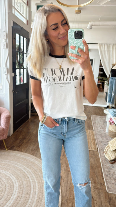 Amour Champagne tee