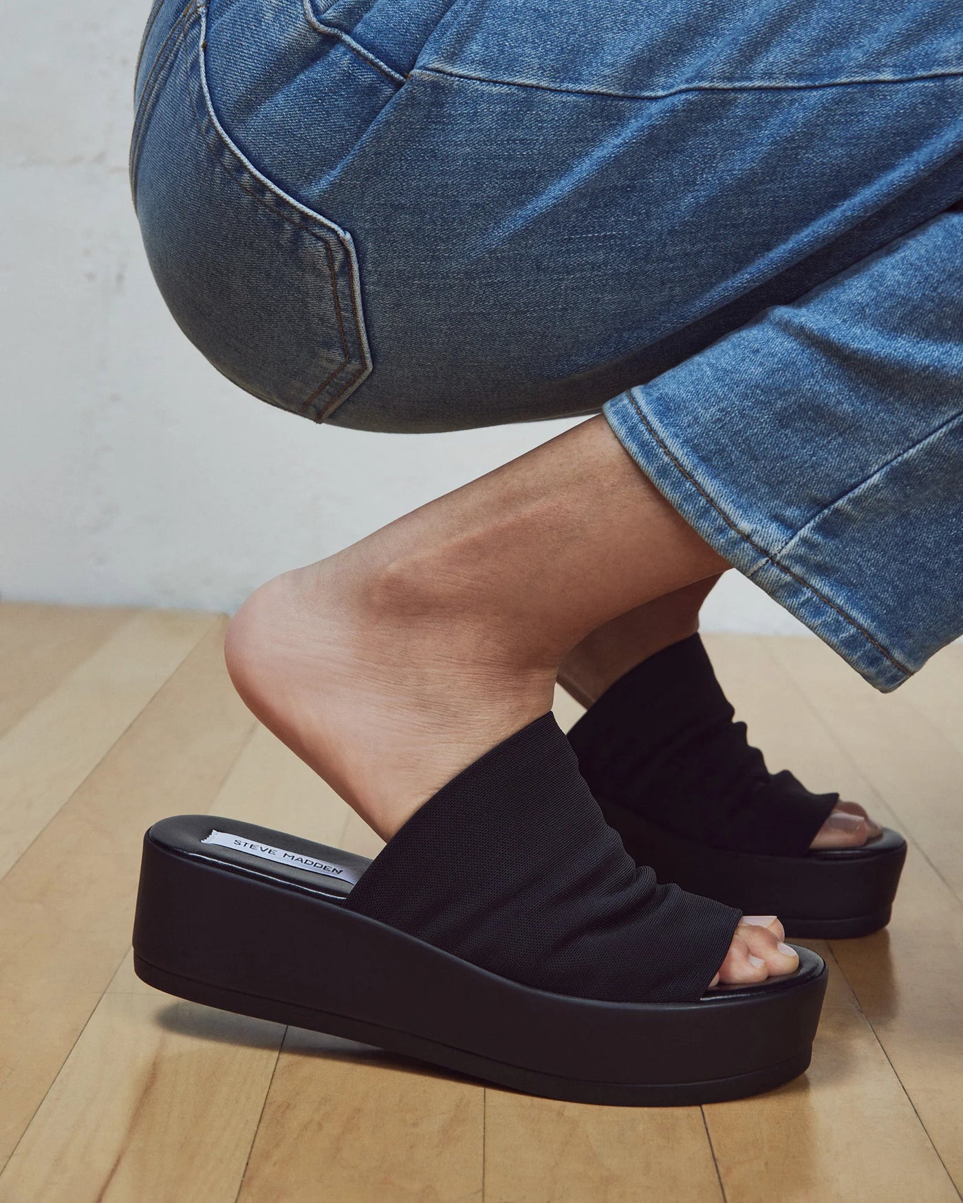 Slinky sandal