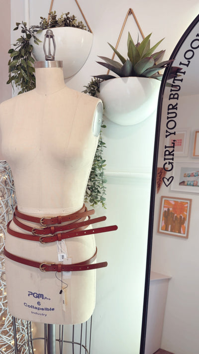 Everyday Skinny Brass Buckle Leather Belt