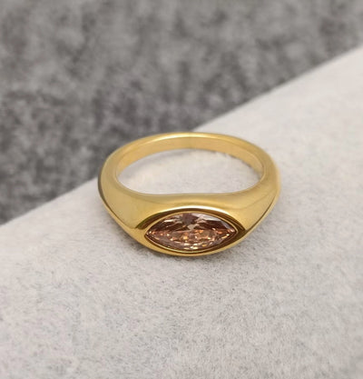 Horse Eye Zircon Ring