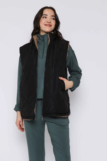 Juli Reversible Sherpa Vest