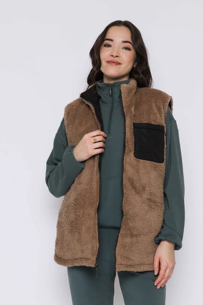 Juli Reversible Sherpa Vest