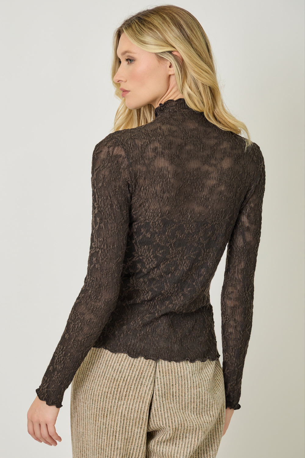 Lettuce Edge Textured Top