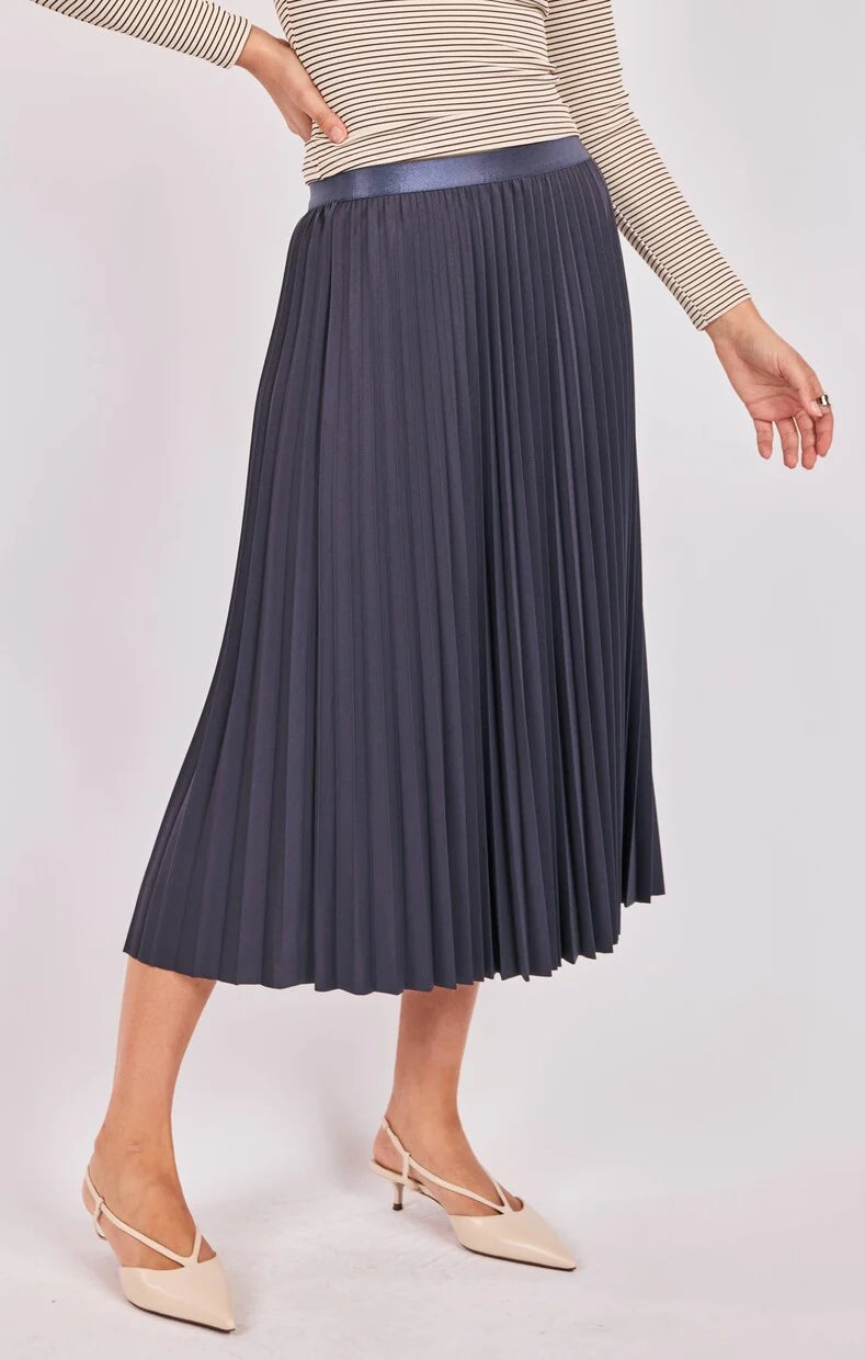 Full Of Charm Pleated Midi Skirt