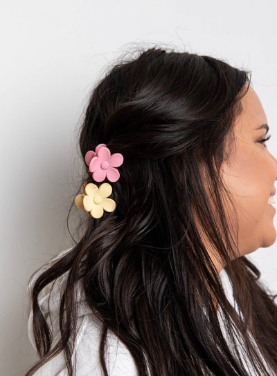Flower claw clips