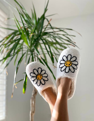 Daisy slippers